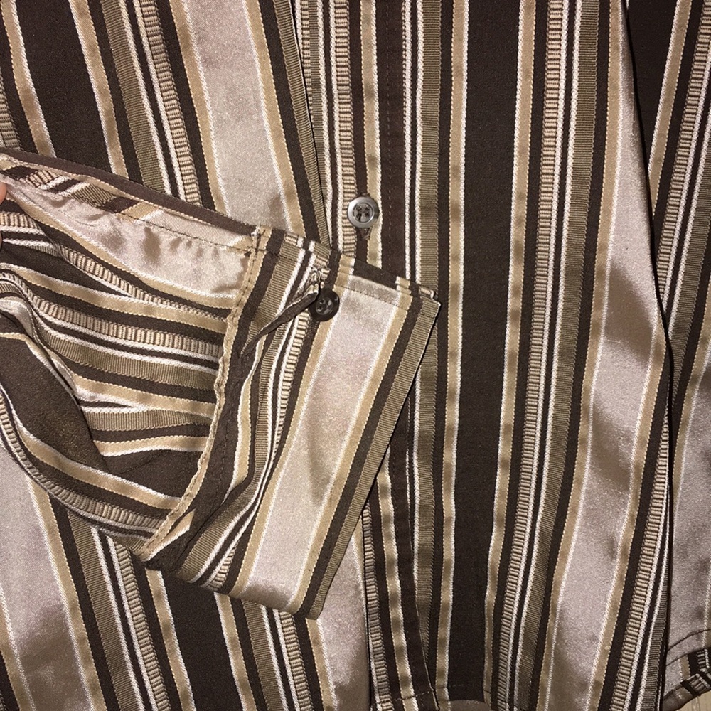 MUST GO PRICING New York & Co Stretch Brown Collared Button Down Long Sleeve M - Picture 4 of 8